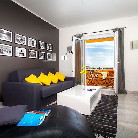Two Bedroom Apartment With A Sea View & A Balcony 杜布罗夫尼克 外观 照片