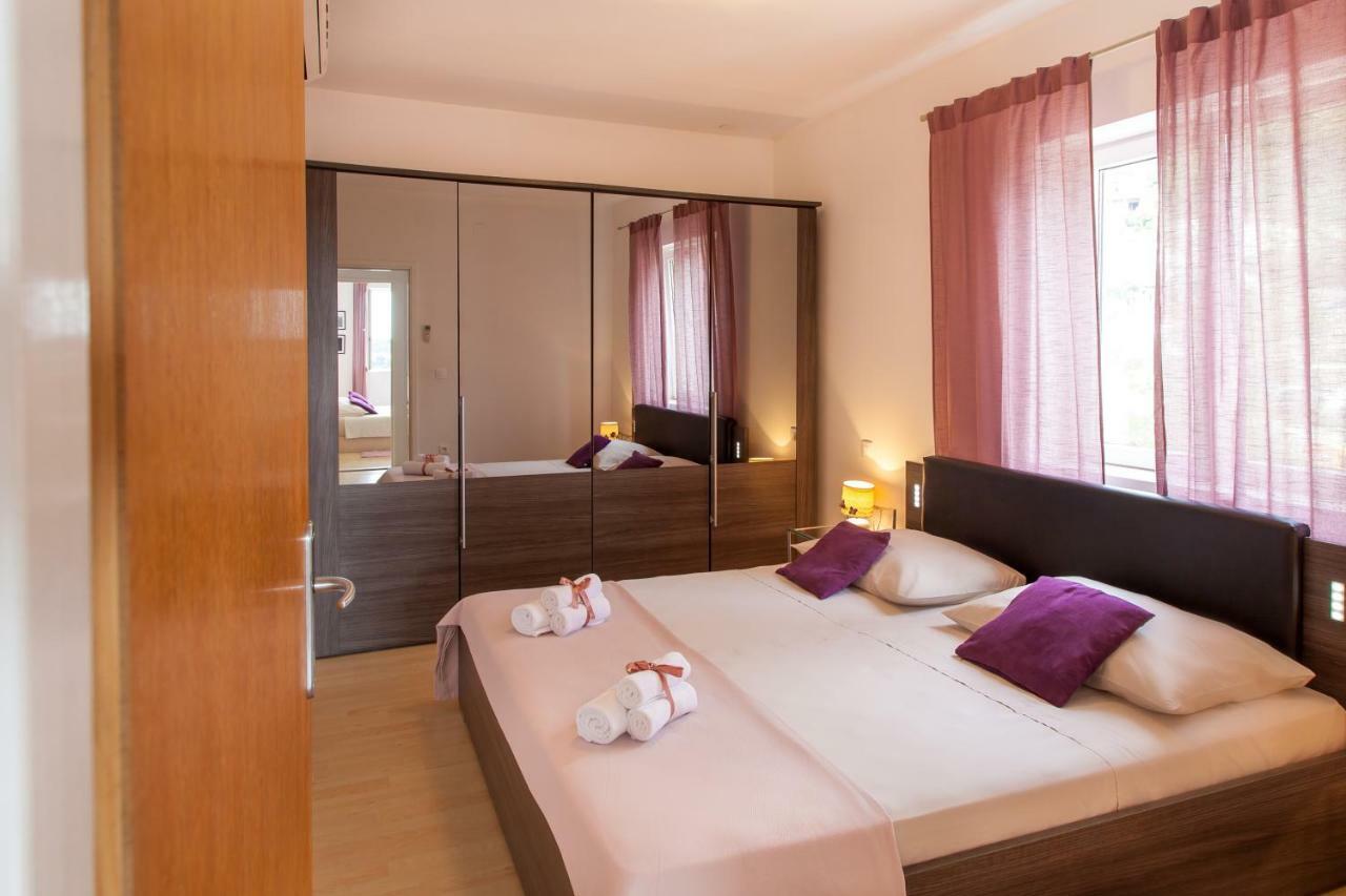 Two Bedroom Apartment With A Sea View & A Balcony 杜布罗夫尼克 外观 照片